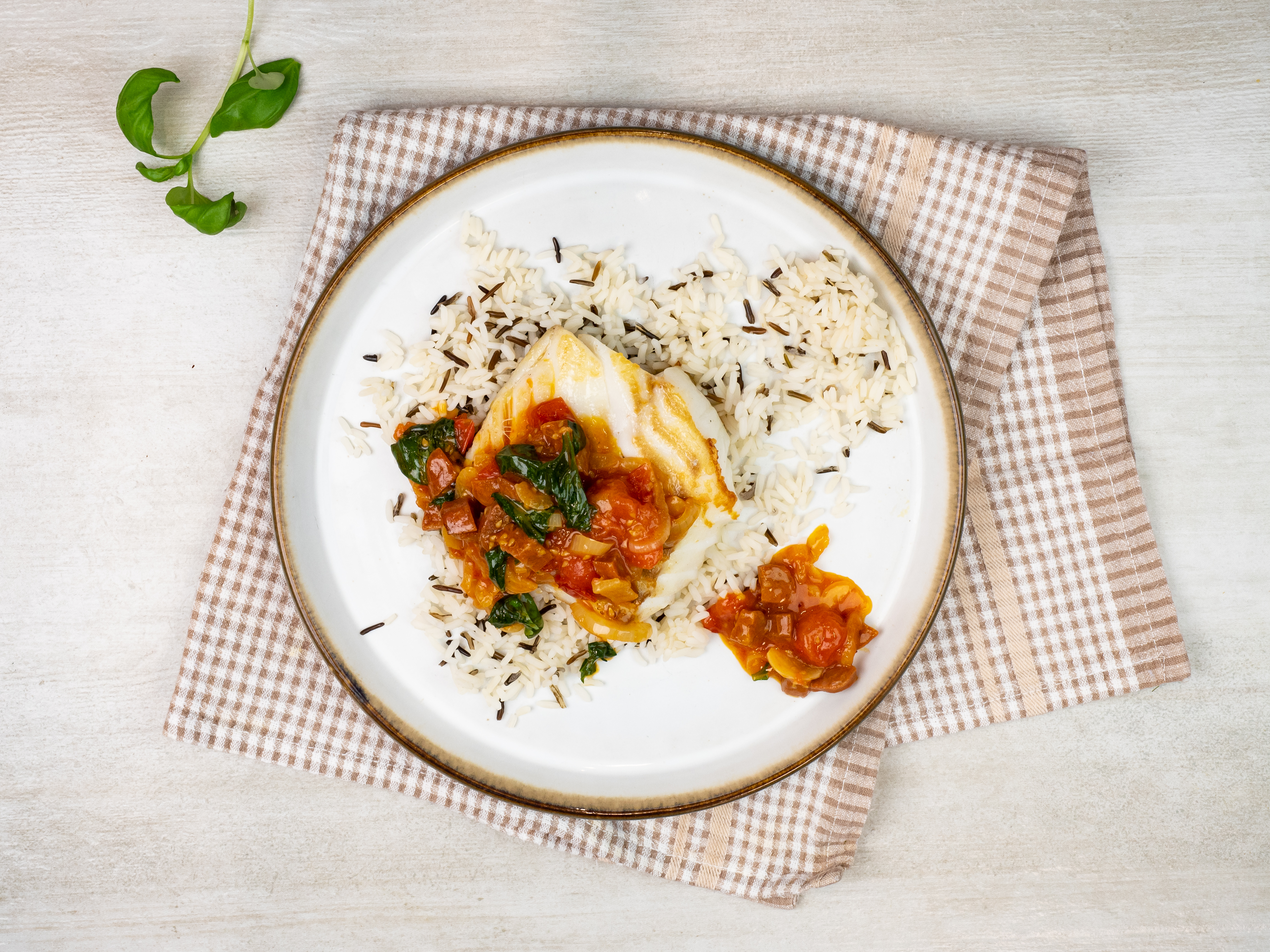 Skrei med tomat- och chorizo-kompott