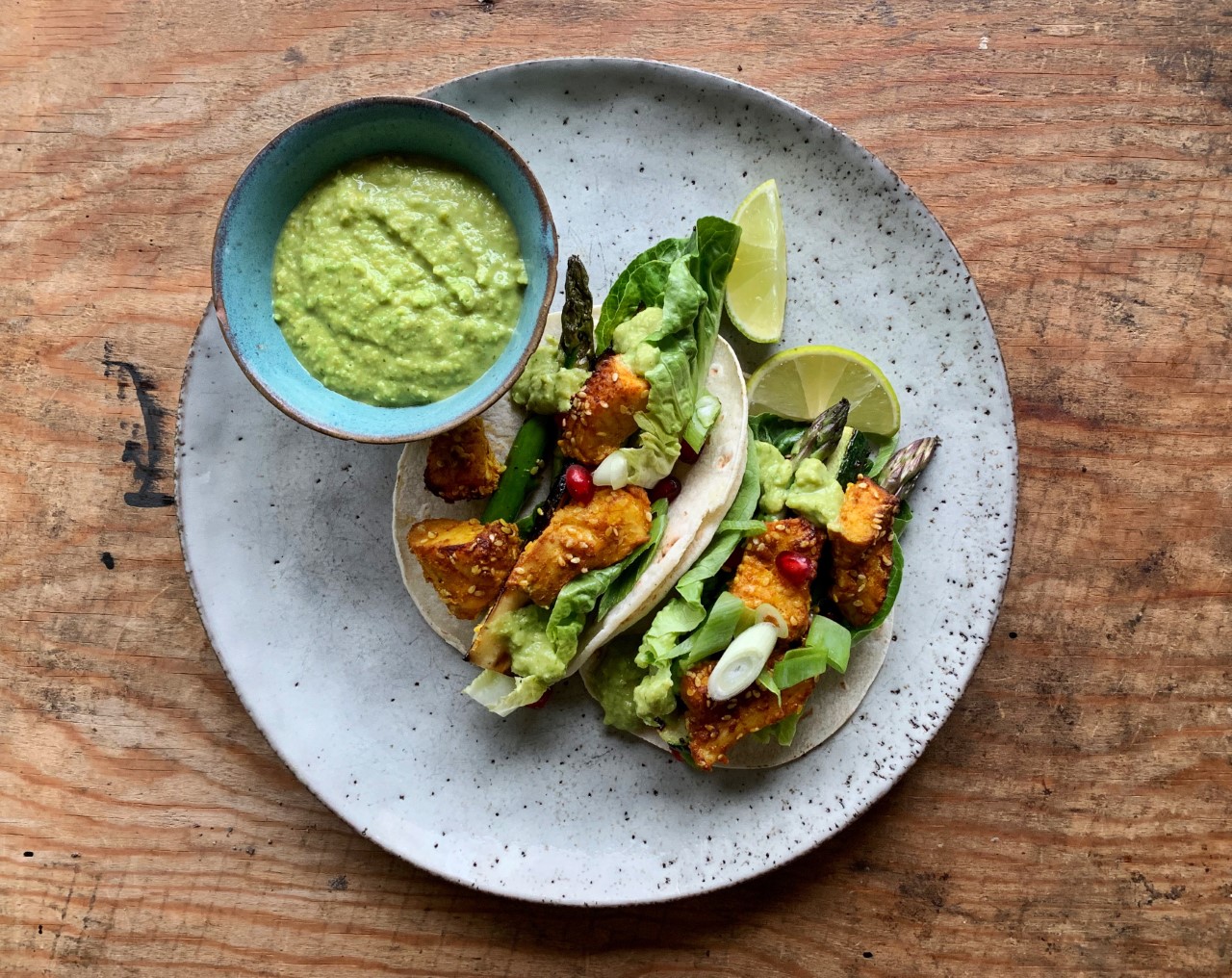 Taco med karritorsk og lime